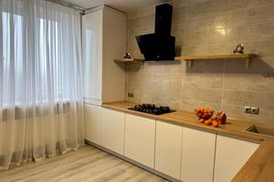 квартира за адресою Озерна вул., 6