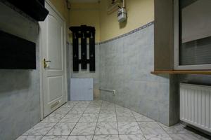 комерційна за адресою Кравчука вул., 15л