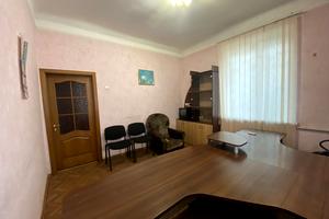 комерційна за адресою Криворіжсталі вул. (Орджонікідзе), 19