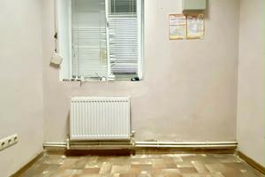 комерційна за адресою Гетьмана Полуботка вул., 101А