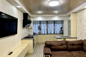 квартира за адресою Романа Ратушного вул. (Волгоградська), 39