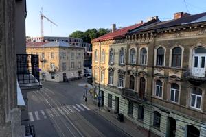 квартира за адресою Івана Франка вул., 104