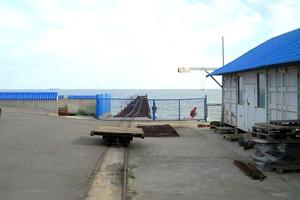 комерційна за адресою Центральна, 6