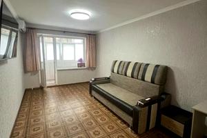 квартира за адресою Космонавтів вул., 148г