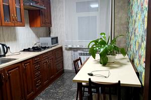квартира за адресою Янтарна вул., 32