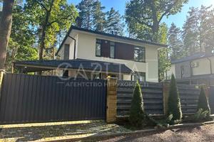 будинок за адресою Ольжича, 3