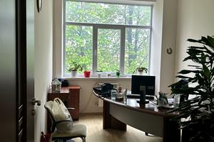 комерційна за адресою Миколи Пимоненка вул., 13-к