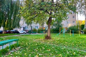 квартира за адресою Тролейбусна вул., 8