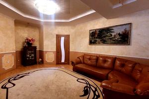 квартира за адресою Середньофонтанська вул., 19б