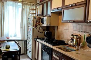 квартира за адресою Квартальна вулиц вул. (Гладкова), 16