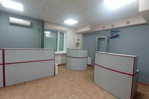 комерційна за адресою Миру просп., 243-А