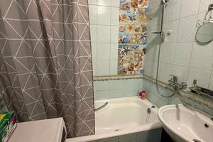 квартира за адресою Космічна вул., 97