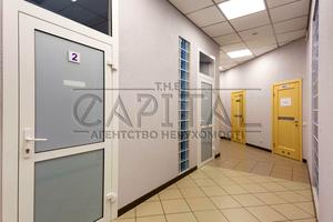 комерційна за адресою Київ, Сирецька вул., 32