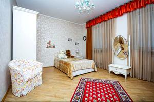 будинок за адресою Івана Їжакевича вул., 72