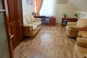 будинок за адресою Самоцвітна вул. (Сахалінська)