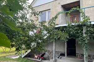 будинок за адресою Головна