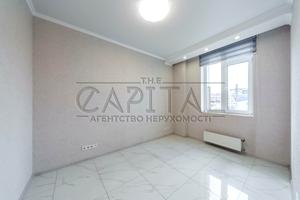 комерційна за адресою Жилянська вул., 68