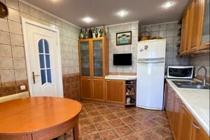 квартира по адресу Героев Харькова (Московский) просп., 302- А