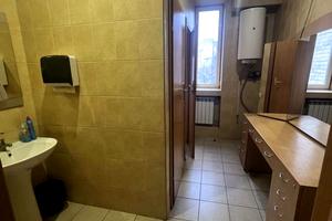 коммерческая по адресу Николая Михновского бульв. (Дружбы Народов), 38