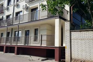 комерційна за адресою Творча вул., 57