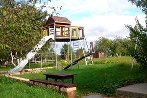 будинок за адресою с. Рожівка, Слави