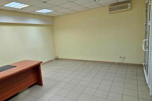 комерційна за адресою Василя Сергієнка вул. (Задніпровська), 48