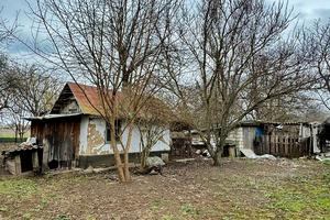 будинок за адресою с. Червона Чагарівка, центральна