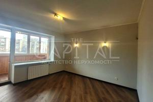 коммерческая по адресу Антоновича ул. (Горького), 122