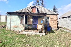 дом по адресу Центральна