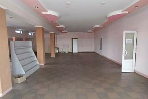 комерційна за адресою Монастирська, 28