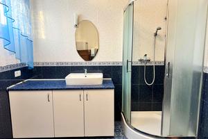 дом по адресу вул. Лесі Українки, 12