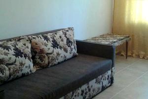 квартира за адресою Салютна вул., 18