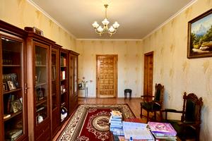 будинок за адресою Озерна