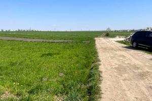участок по адресу Лесі Українки
