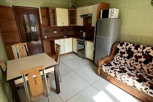 квартира за адресою Драгоманова вул., 14
