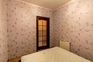 квартира за адресою Тролейбусна вул., 32