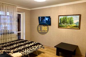квартира за адресою Шкільна вул., 4