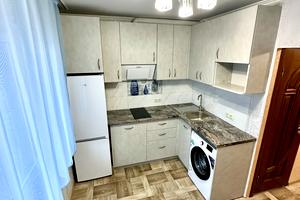 квартира за адресою Феофіла Яновського вул., 1-А