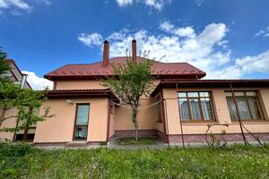 дом по адресу с. Драгомирчаны, Івасюка
