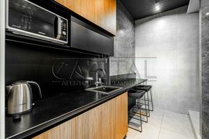 комерційна за адресою Кловський узвіз (Кловський), 7a
