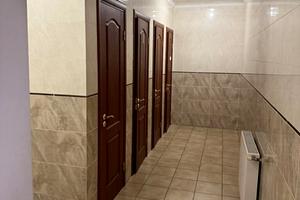 комерційна за адресою Міцкевича вул., 4