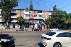 комерційна за адресою Університетський просп. (Гагаріна), 3