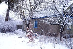 будинок за адресою Квітнева