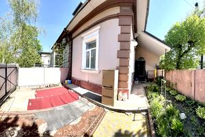 будинок за адресою Героїв Маріуполя вул.