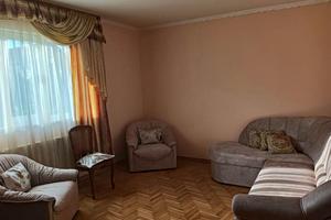 дом по адресу Евгения Коновальца ул.