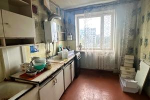квартира по адресу Героїв України, 64
