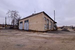 комерційна за адресою Богдана Хмельницького, 182
