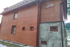 будинок за адресою Українська