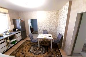 будинок за адресою с. Щербані, Комарова