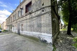 комерційна за адресою Віскозна вул., 4Д